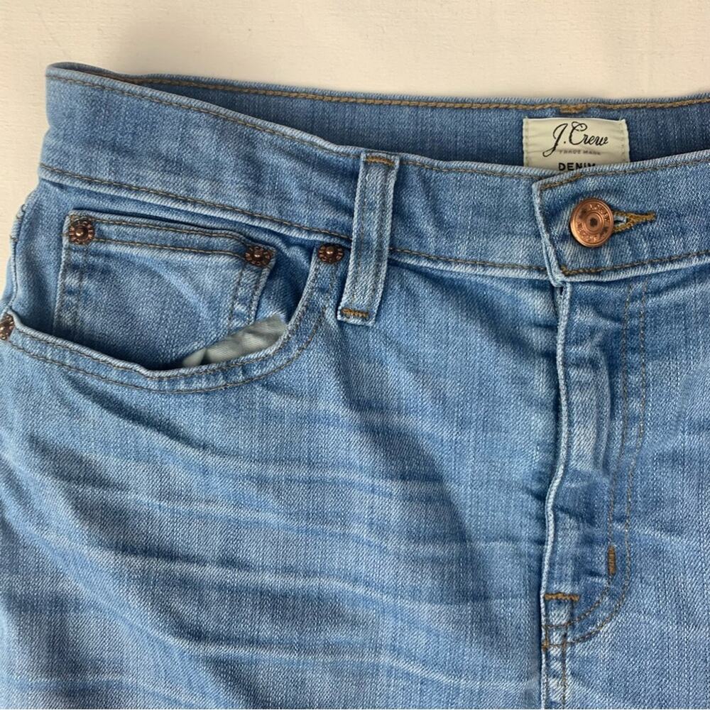 J. Crew women's size 28 Blue Knee-Length Pencil Skirt denim jean raw hem - Picture 4 of 9